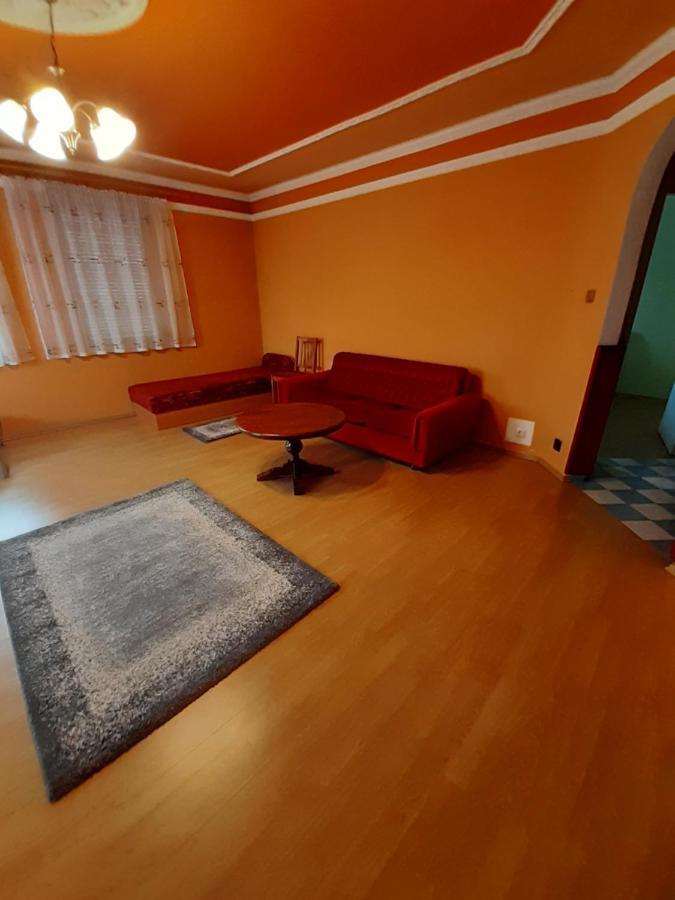 Gabor Pal 1 Apartman 1 Szoba Dunafoldvar Ngoại thất bức ảnh